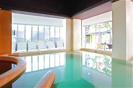 02 hotel jupiter piscina