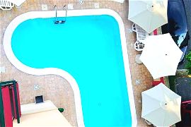 04 aron hotel piscina