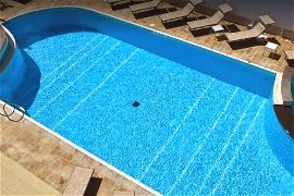 02 ferretti beach hotel piscina