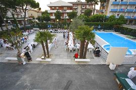 03 hotel vannini piscina